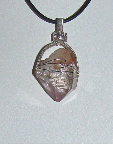 Payson diamond Necklace with Amethyst point